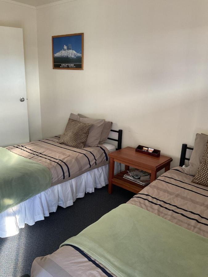Tongariro River Retreat トゥランギ エクステリア 写真