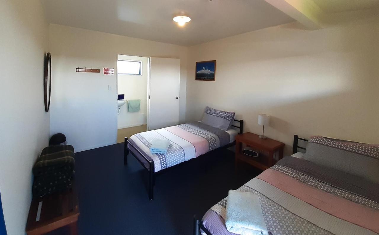 Tongariro River Retreat トゥランギ エクステリア 写真